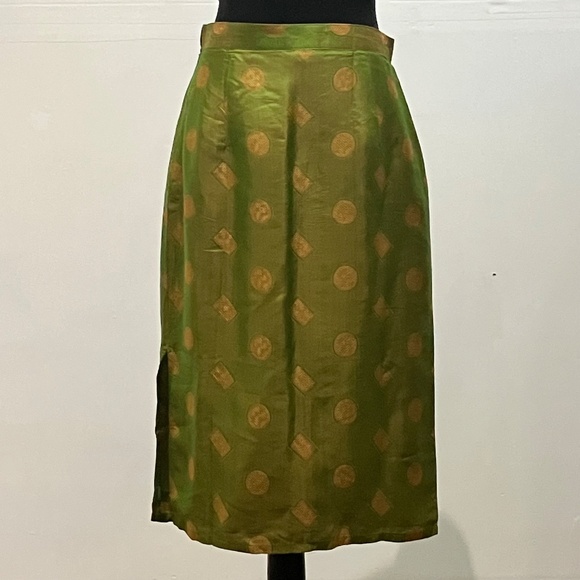Green and Gold Silk Skirt - Picture 5 of 12